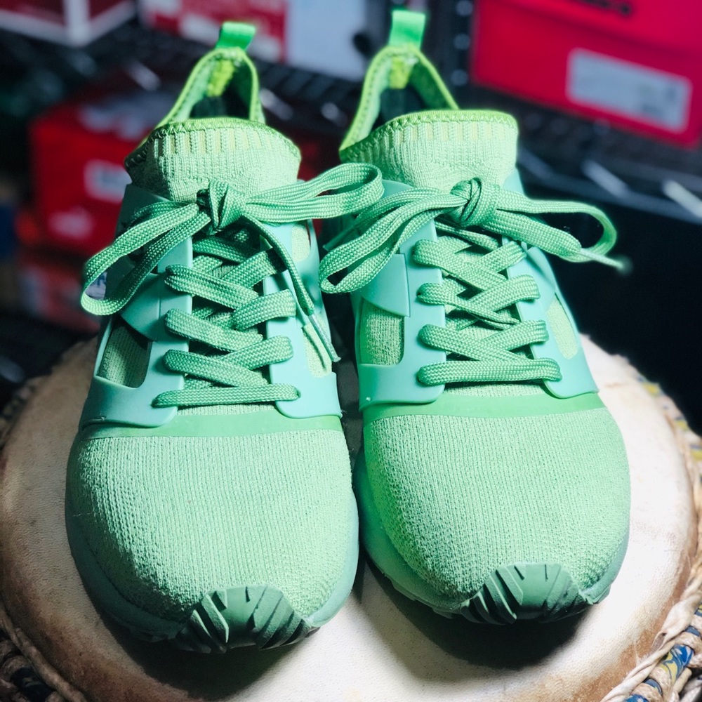 Diadora EVO Aeon Jade Green Men Sz12, Pre-Owned